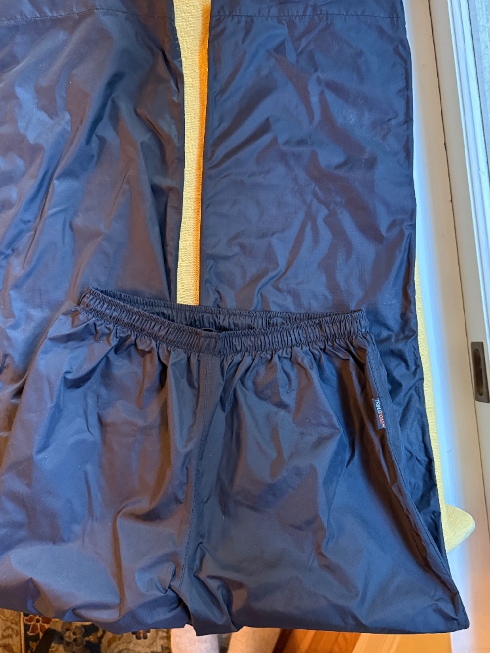 Lowe Alpine Women’s Rain Pants Sz 10